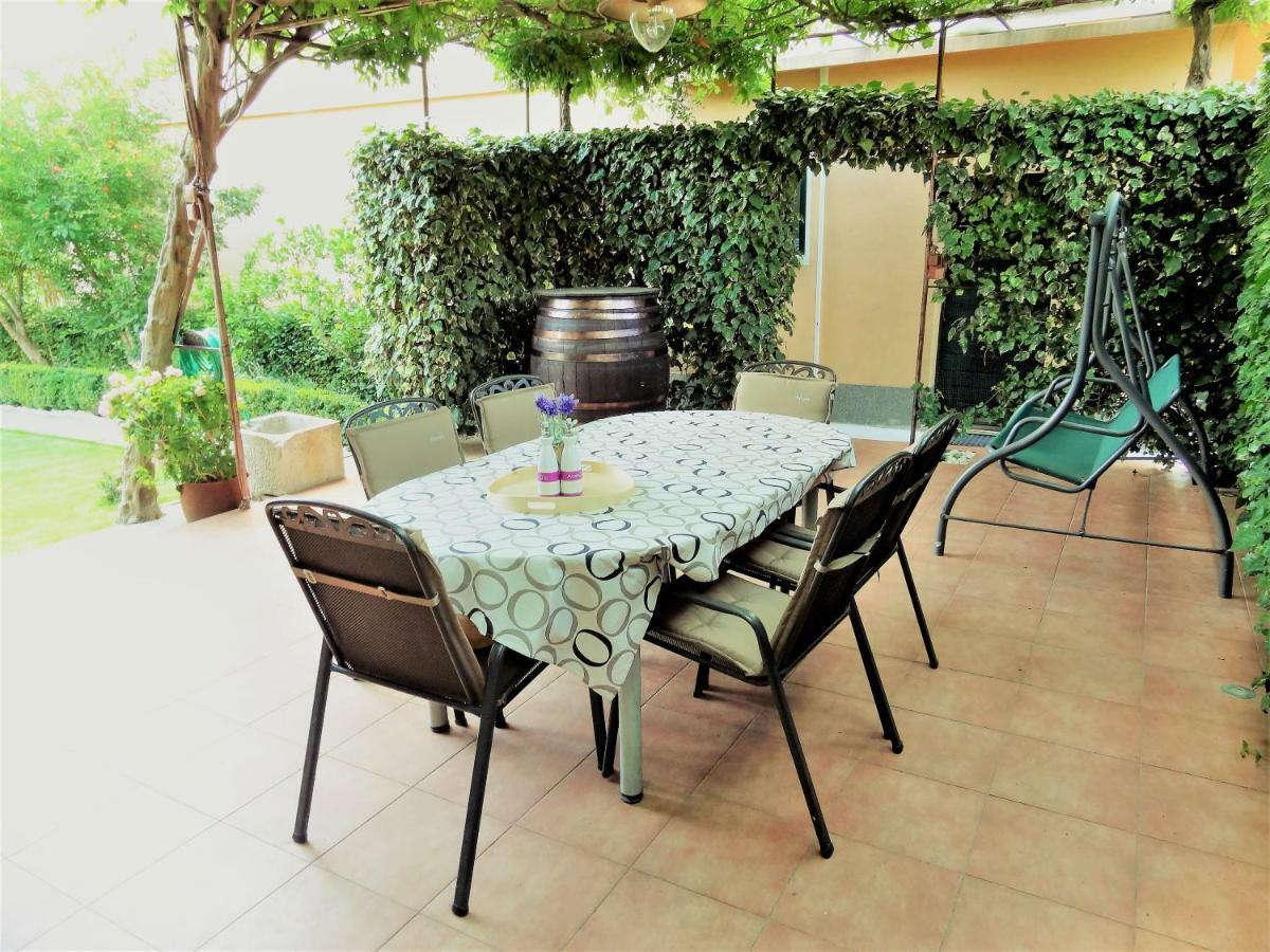 Apartment Bezic Kaštela 외부 사진