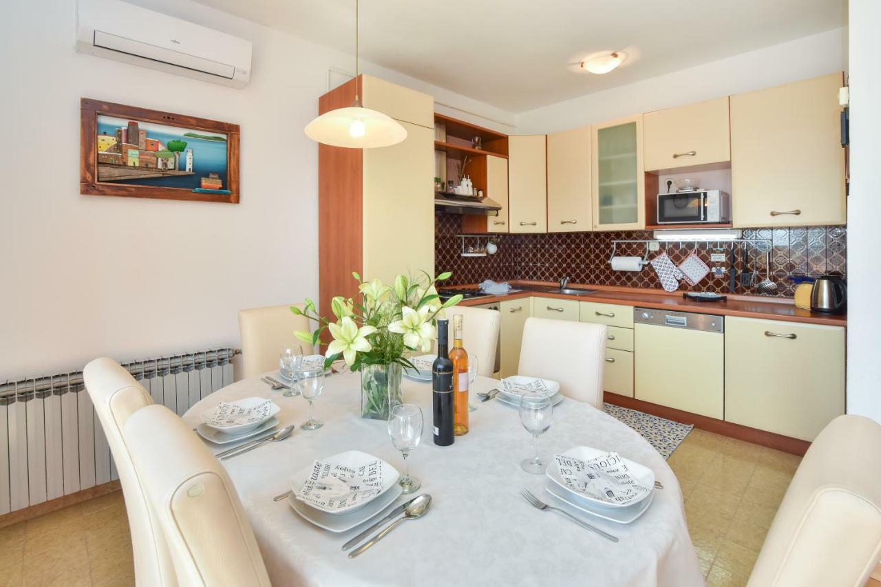 Apartment Bezic Kaštela 외부 사진
